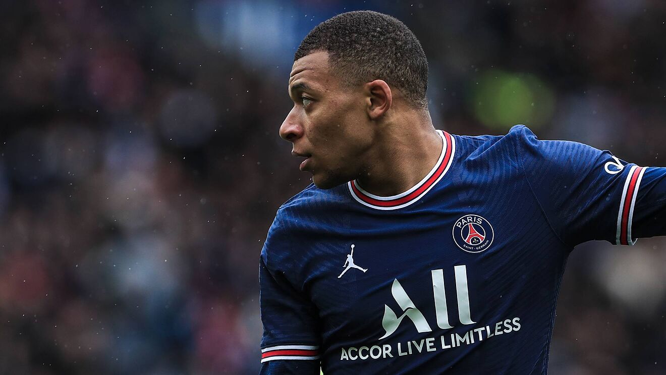 mbappe cold photos 0020