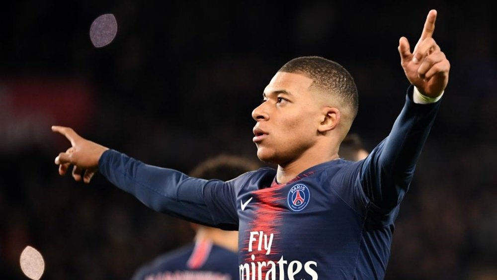 mbappe cool pics 0017