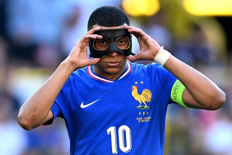 mbappe cool pics 0023