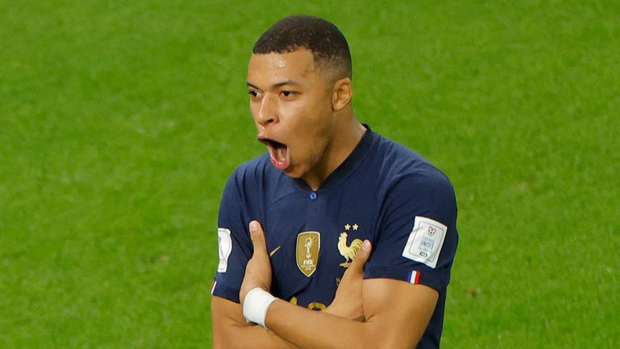 mbappe france 2022 0012