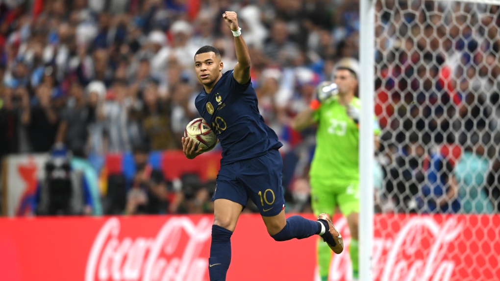 mbappe france 2022 0035