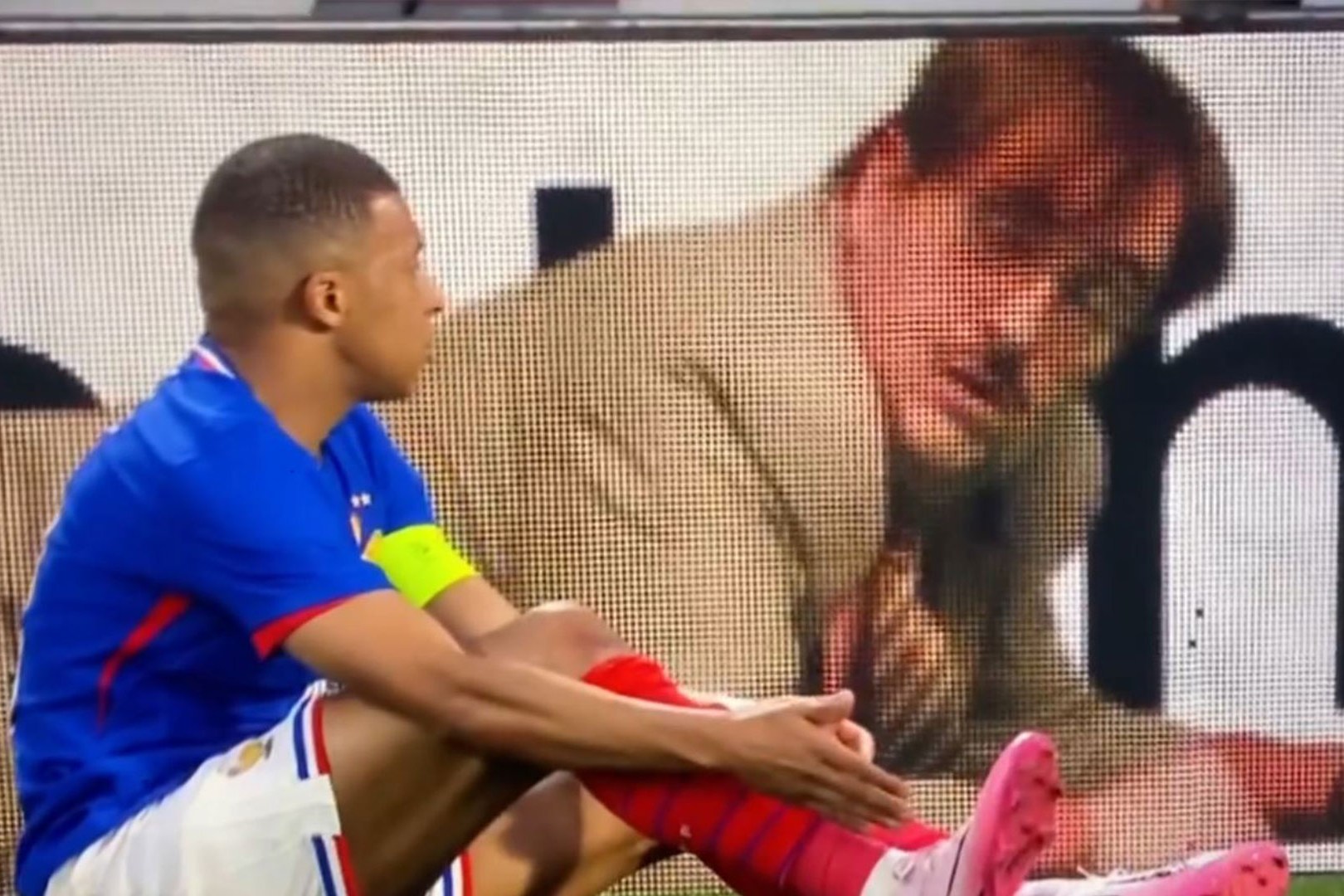 mbappe funny photos 0057