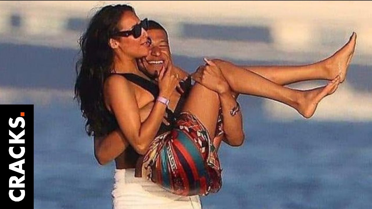 mbappe girlfriend pics 0033