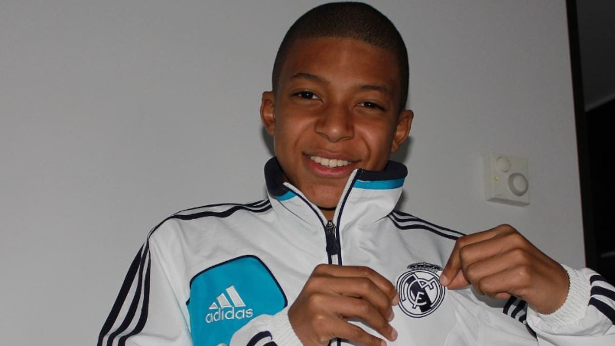 mbappe kid photo 0014
