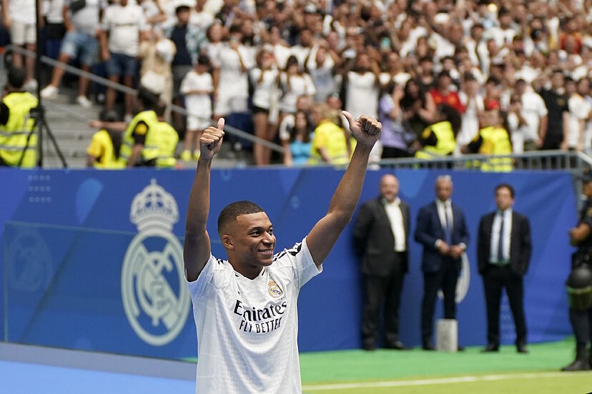 mbappe kid photo 0035