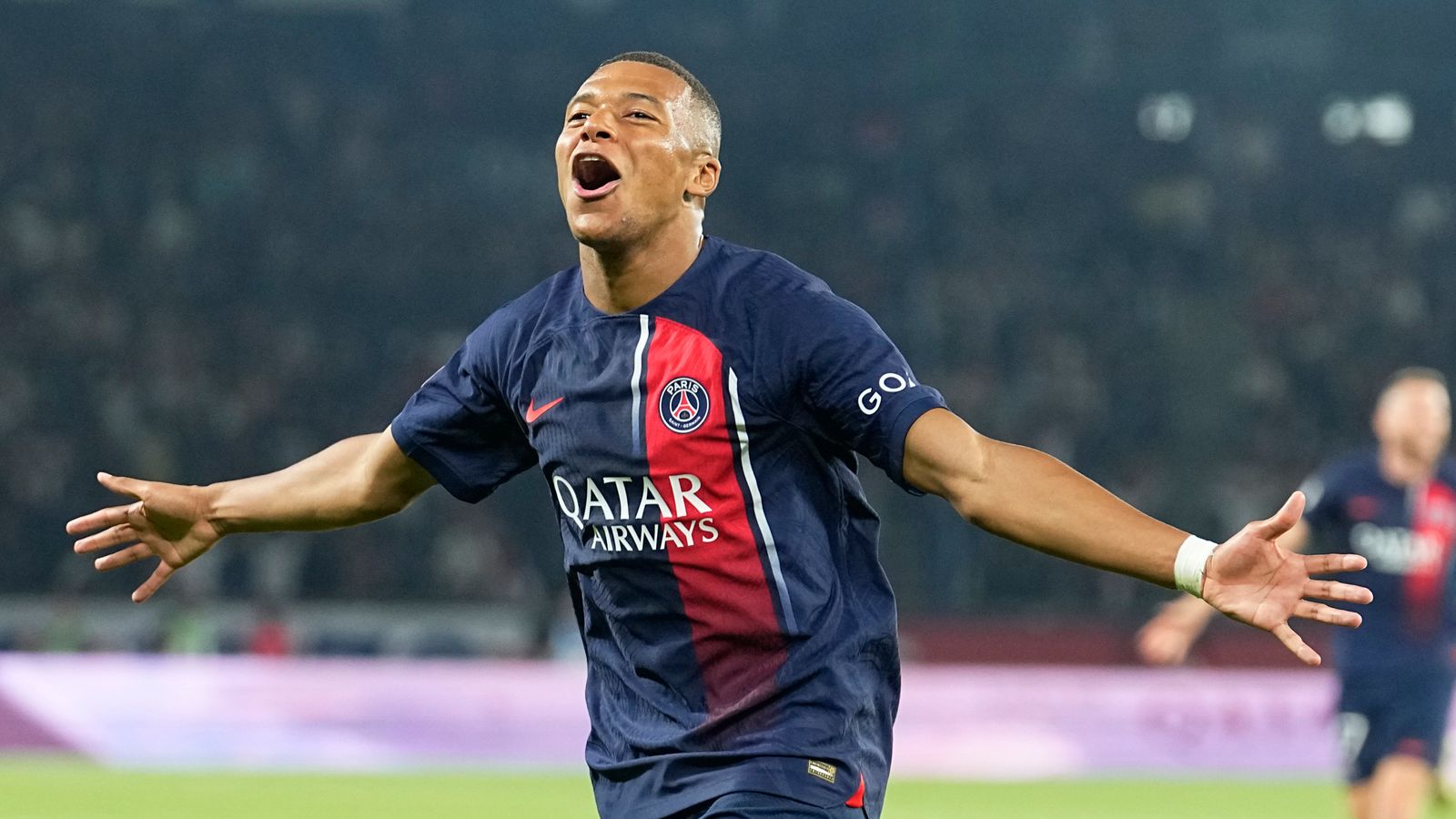 mbappe no background 0011