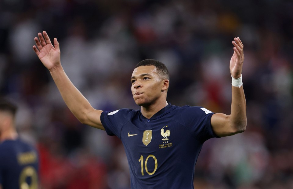 mbappe no background 0065