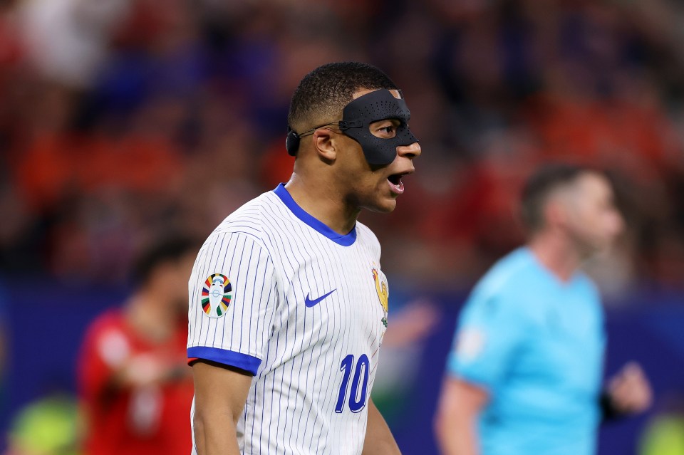 mbappe no background 0070
