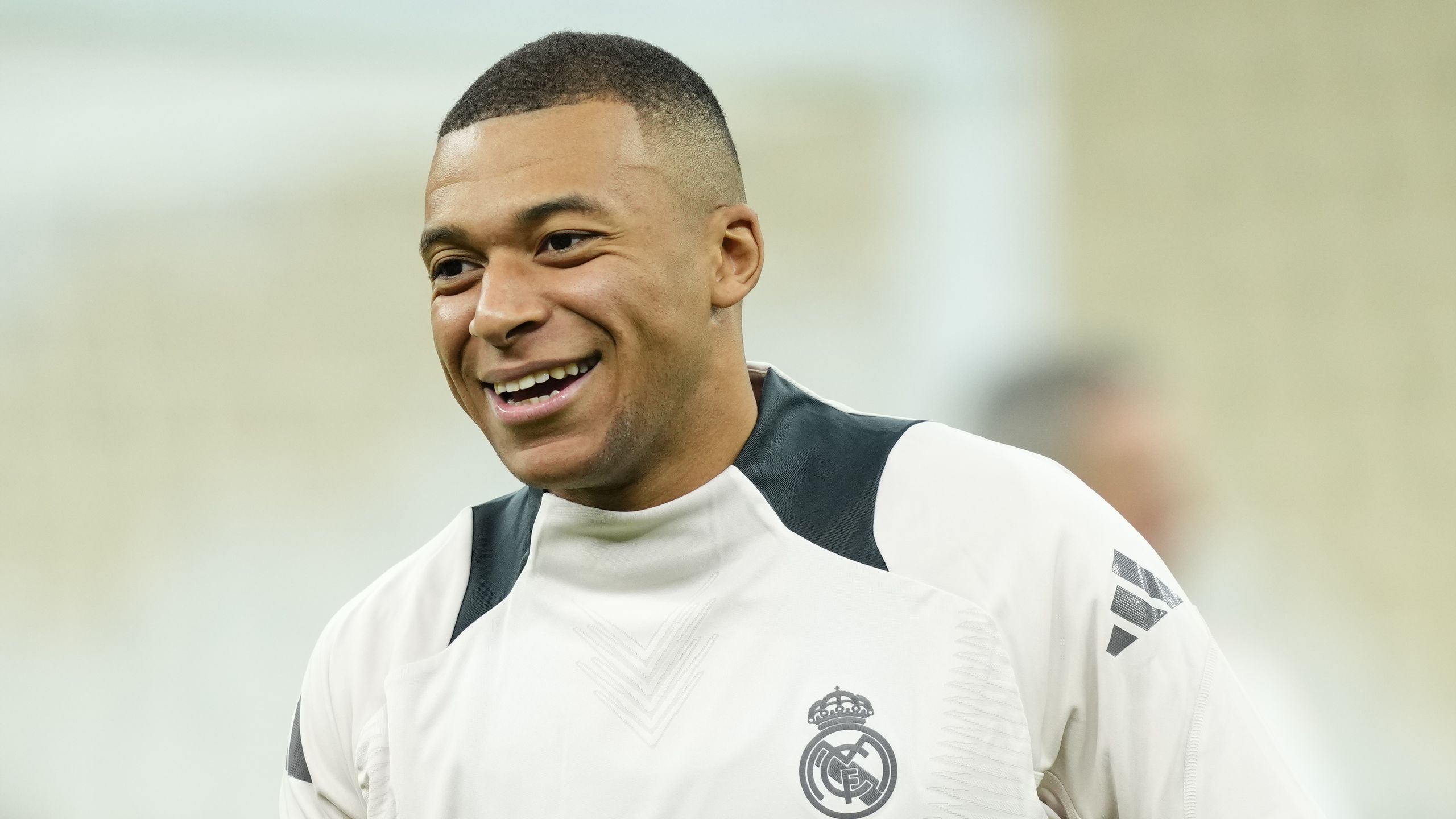 mbappe no background 0099