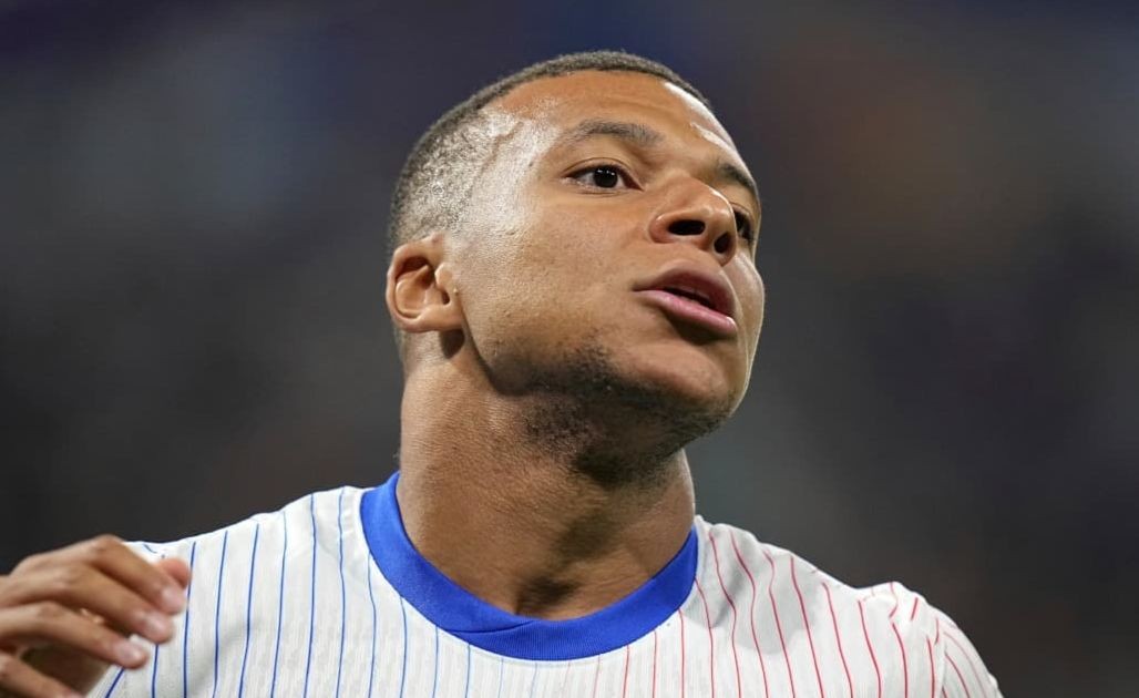 mbappe portrait 0039
