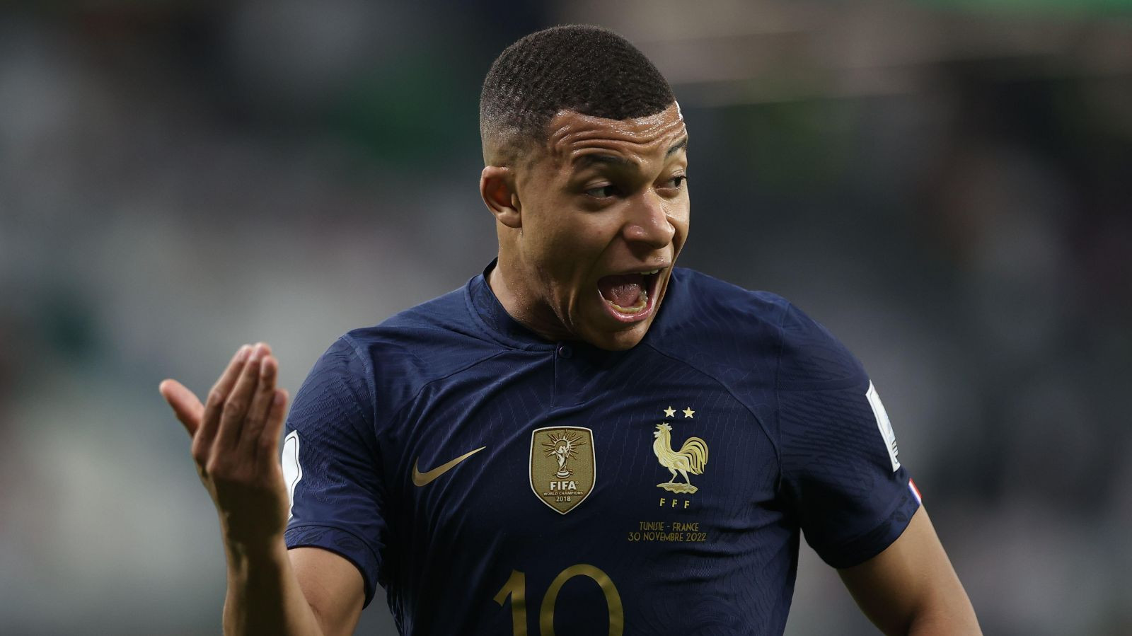 mbappe portrait 0056