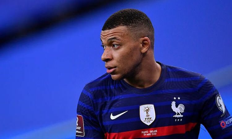 mbappe portrait 0066