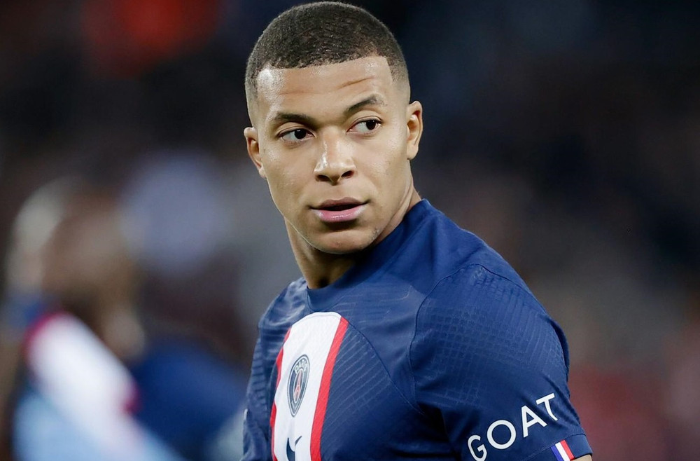 mbappe portrait 0070