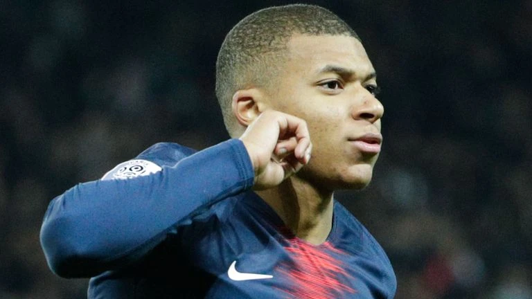 mbappe portrait 0080
