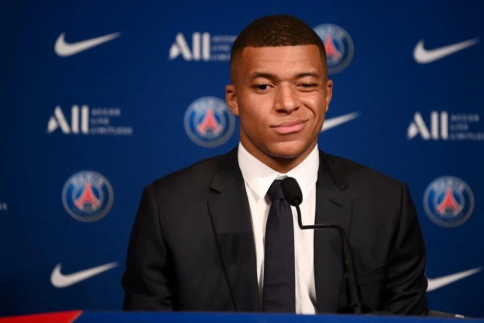 mbappe portrait 0084