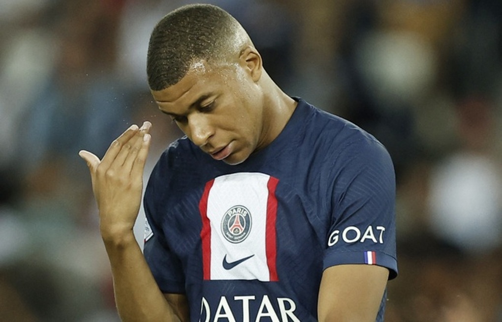 mbappe portrait 0095