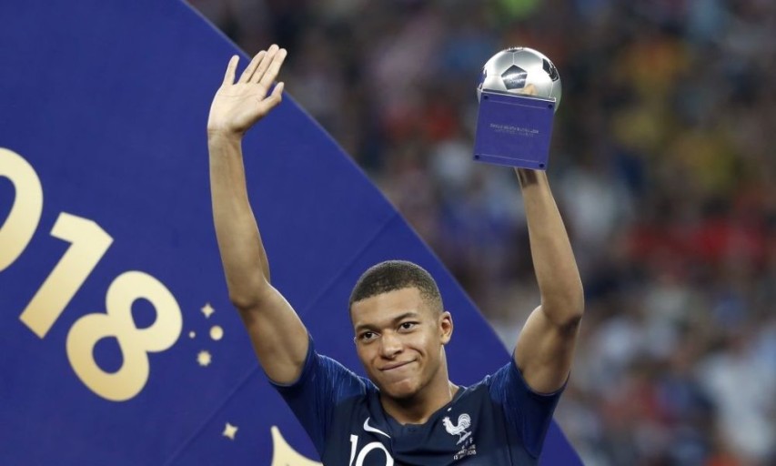 mbappe ronaldo posters 0047