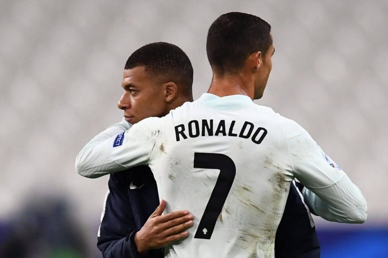 mbappe ronaldo posters 0056