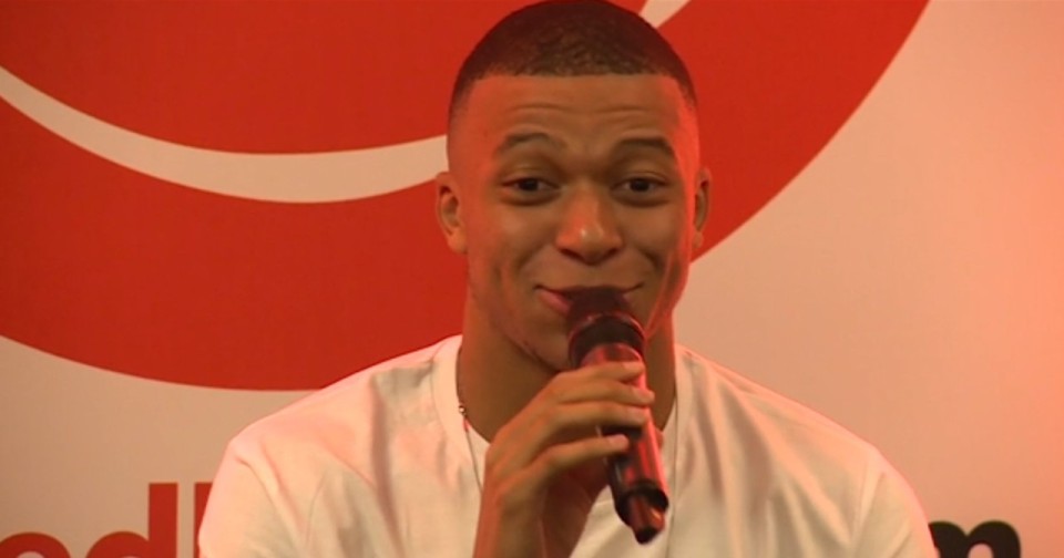 mbappe ronaldo posters 0090