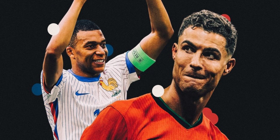 mbappe ronaldo posters 0099