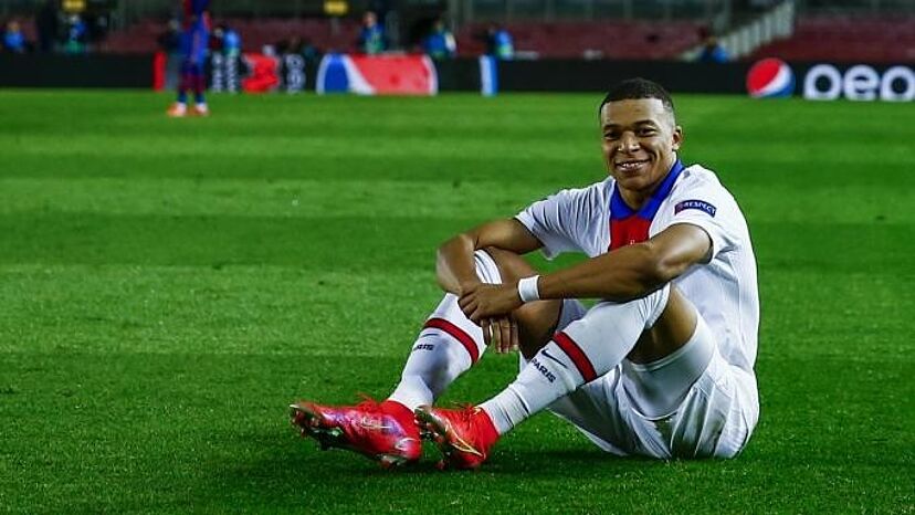 mbappe vs barcelona 0015