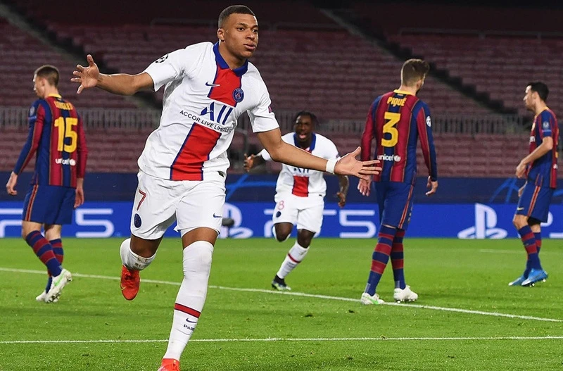 mbappe vs barcelona 0022