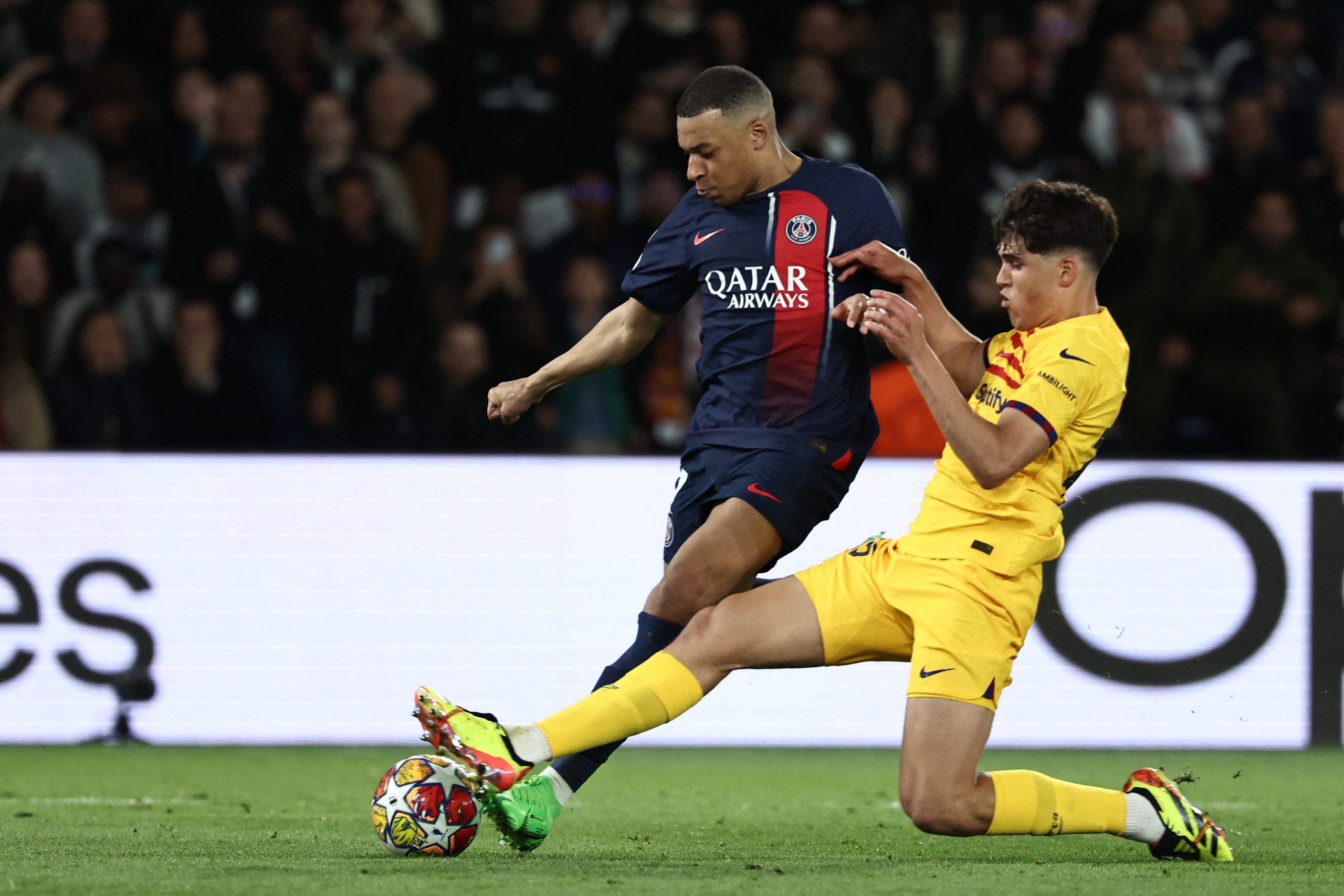 mbappe vs barcelona 0077