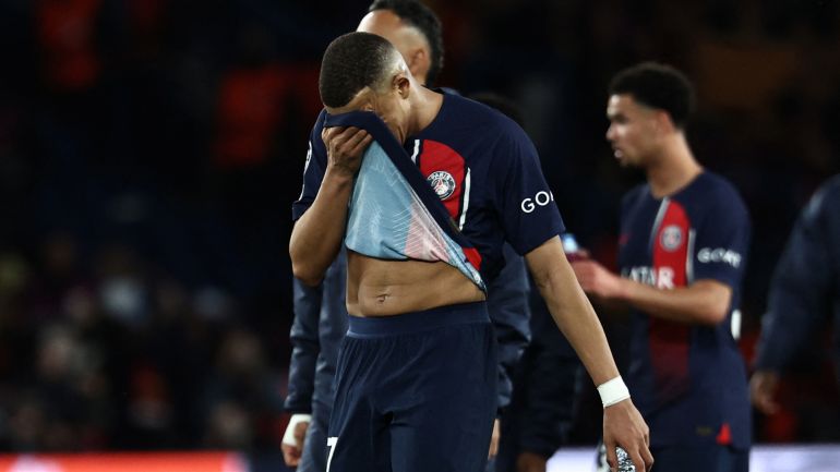 mbappe vs barcelona 0088