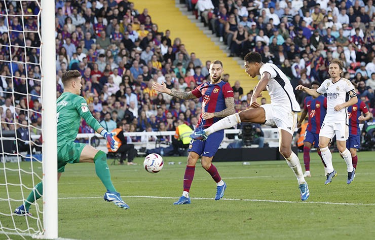 mbappe vs barcelona 0089