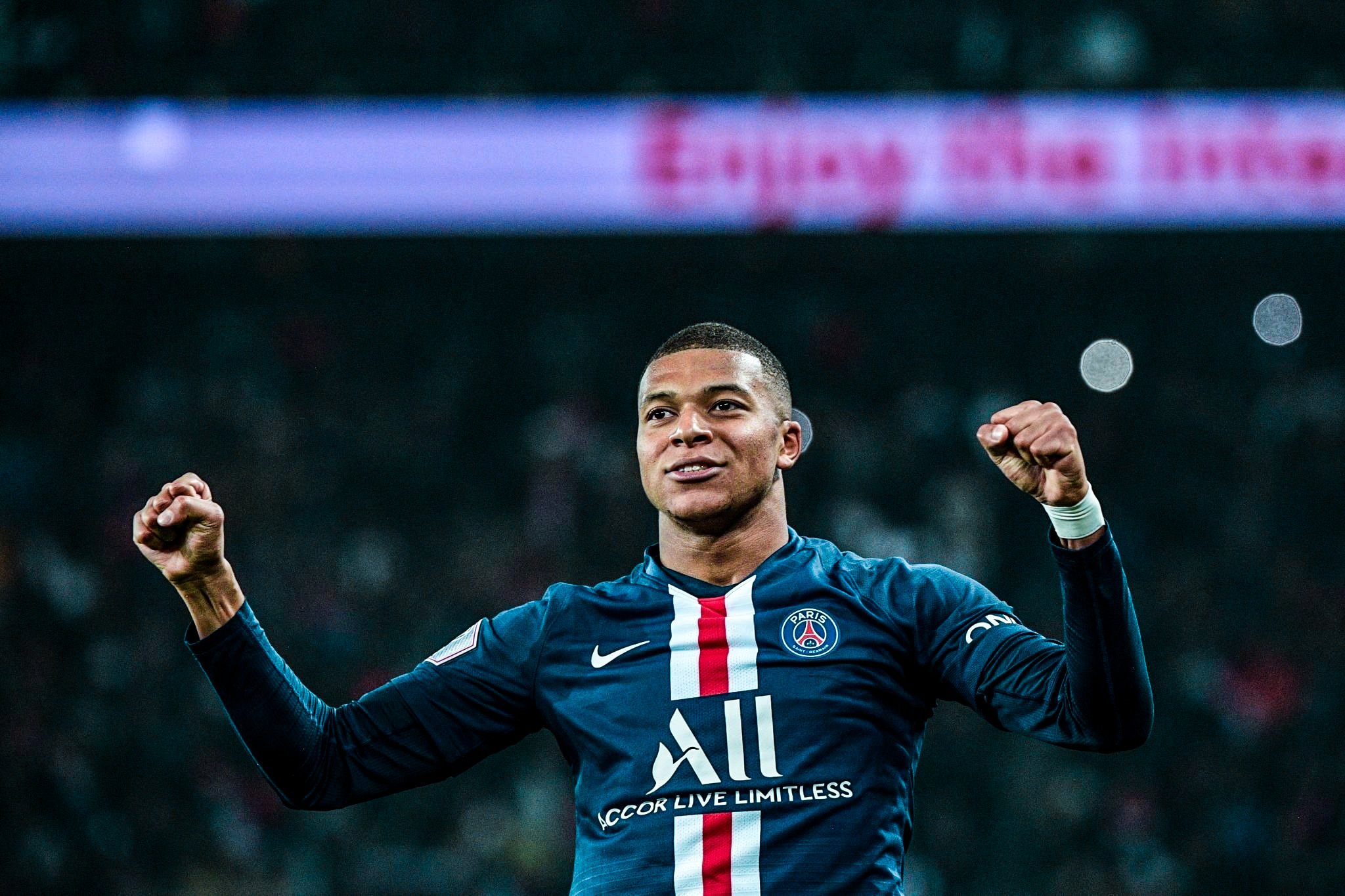 wallpaper:3evsxbtprvq= mbappe 0046