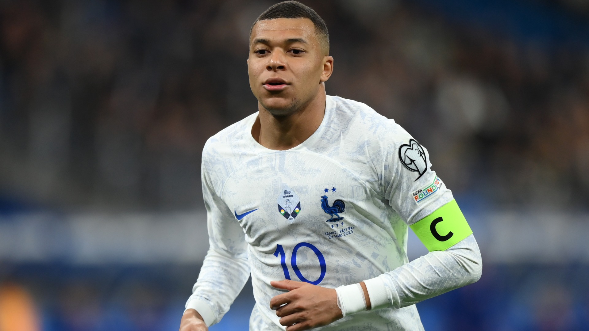 wallpaper:3evsxbtprvq= mbappe 0031