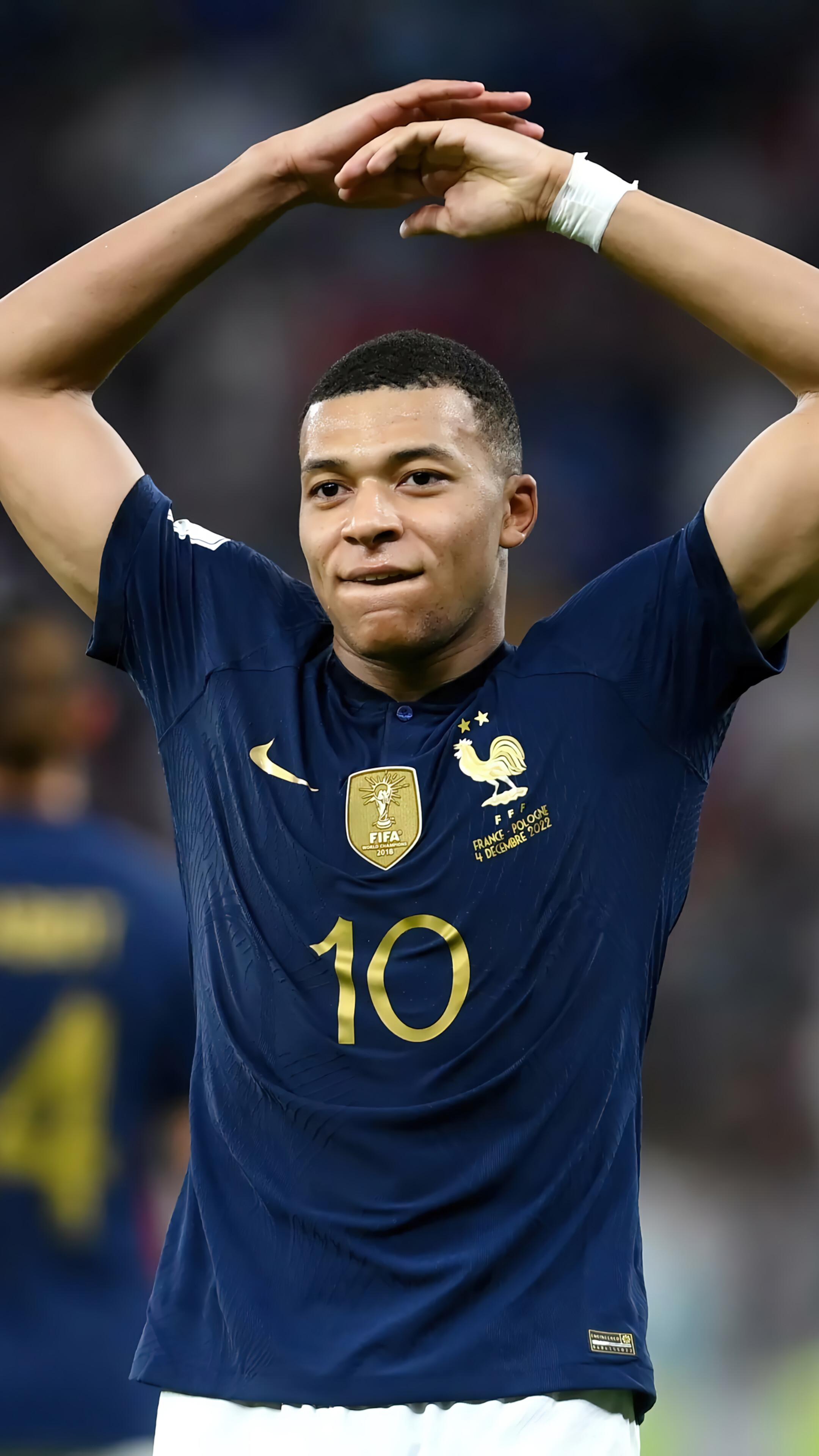 wallpaper:3evsxbtprvq= mbappe 0050