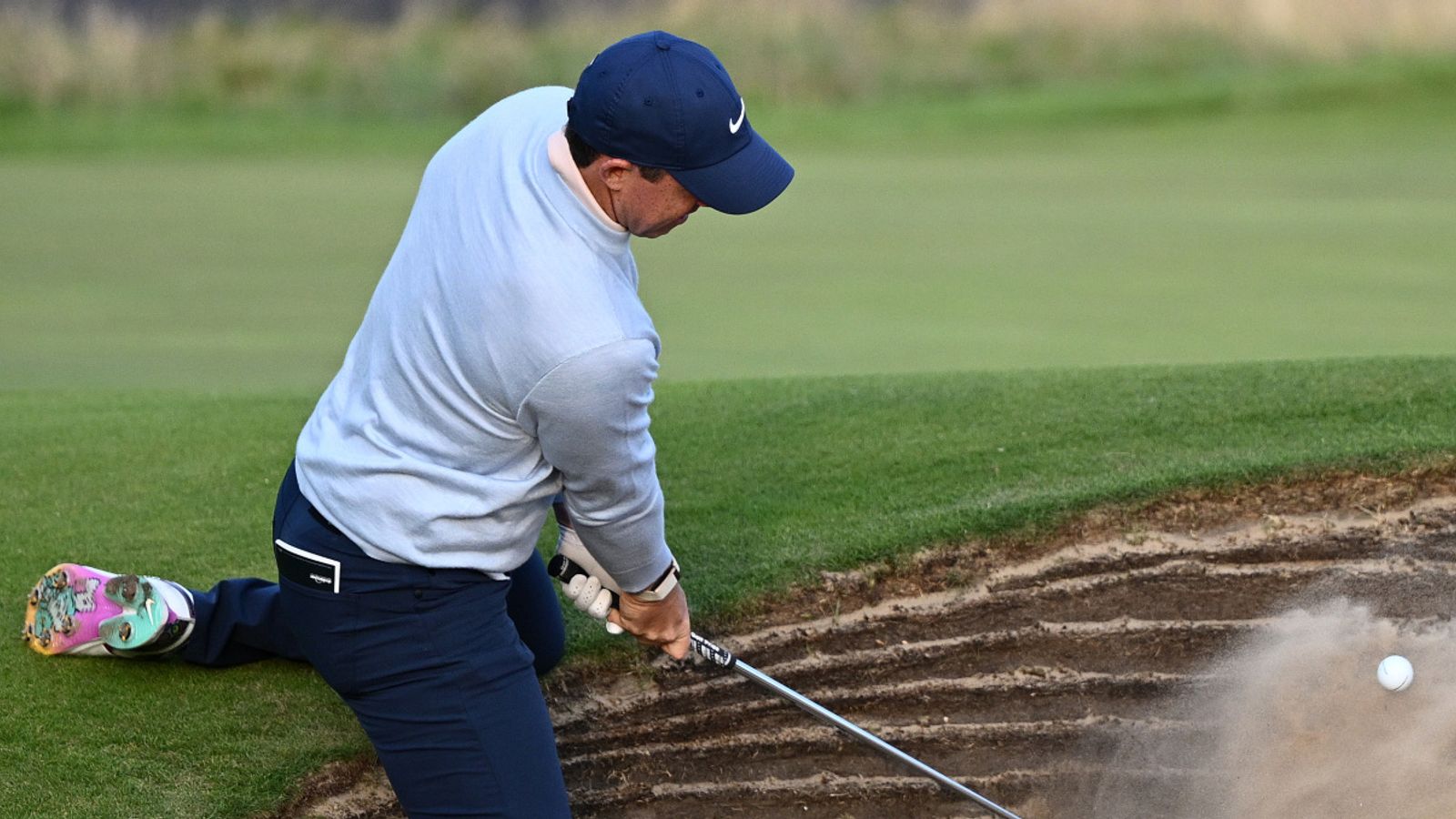 mcilroy bunker shot 0014
