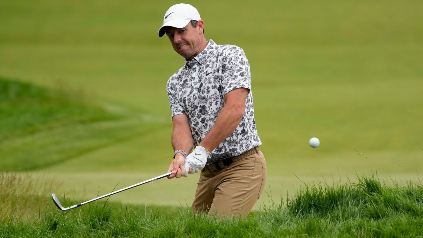 mcilroy bunker shot 0023