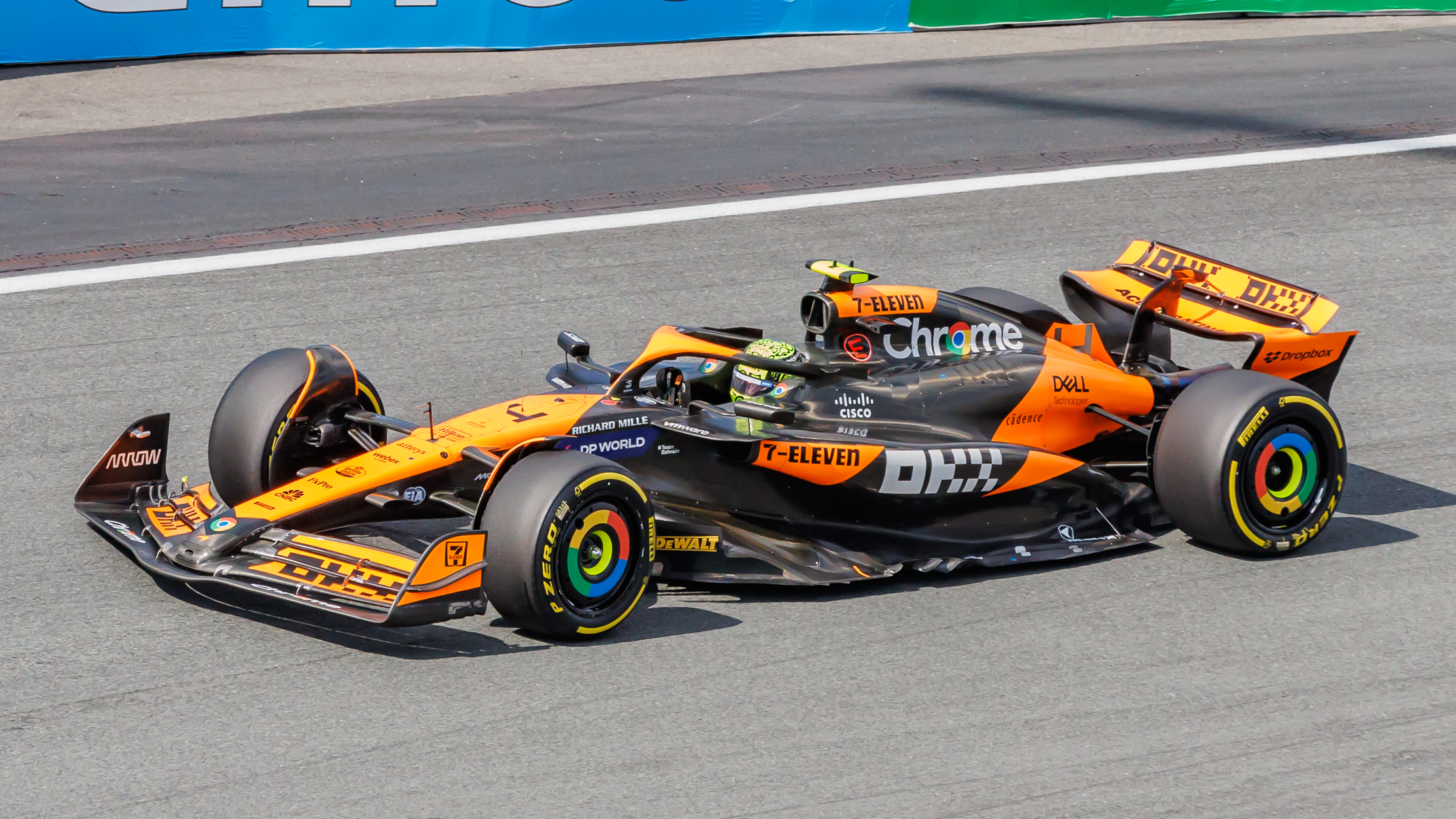 McLaren MCL38 specifications