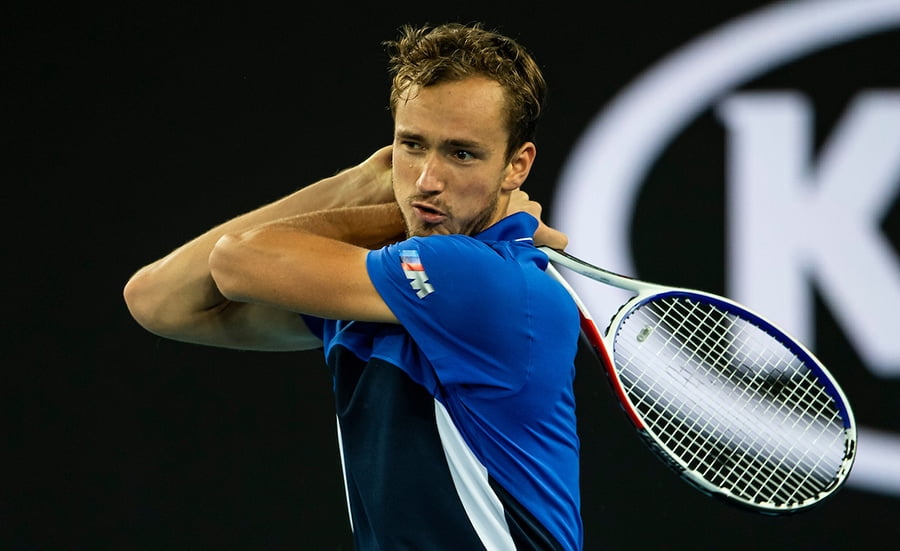 medvedev backhand 0022