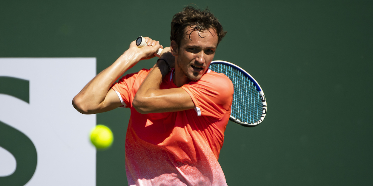 medvedev backhand 0028
