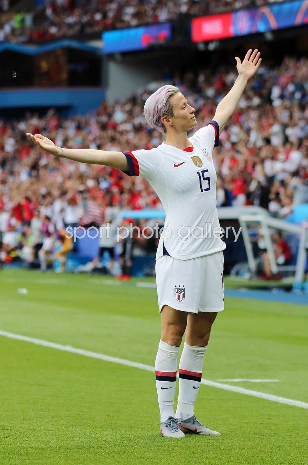 megan rapinoe wall art