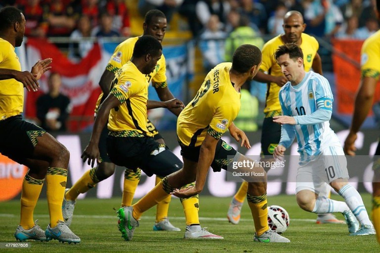 messi action shot 0049