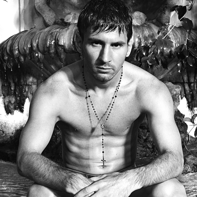 messi action shot