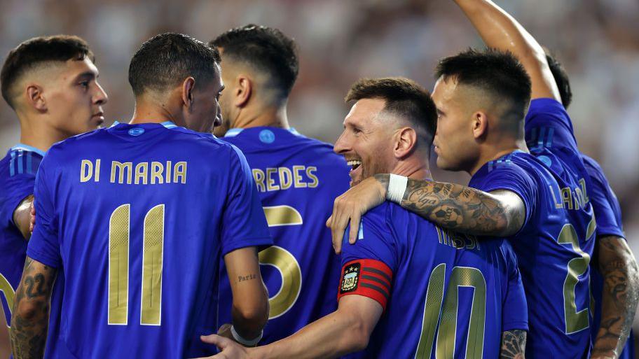 messi and martinez 0020