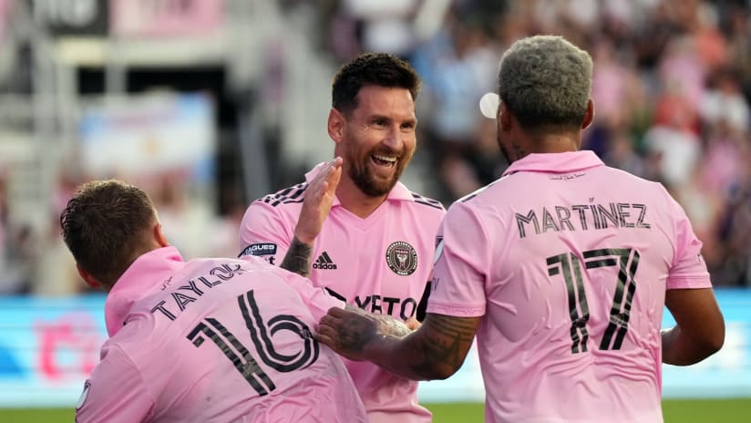 messi and martinez 0026