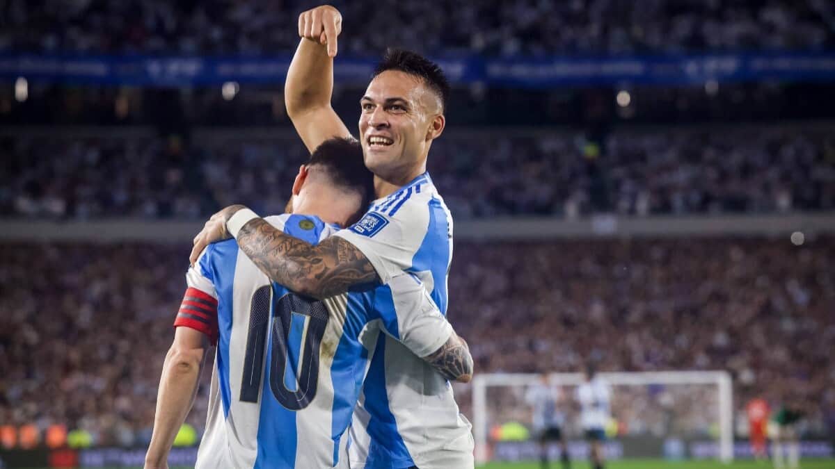 messi and martinez 0063