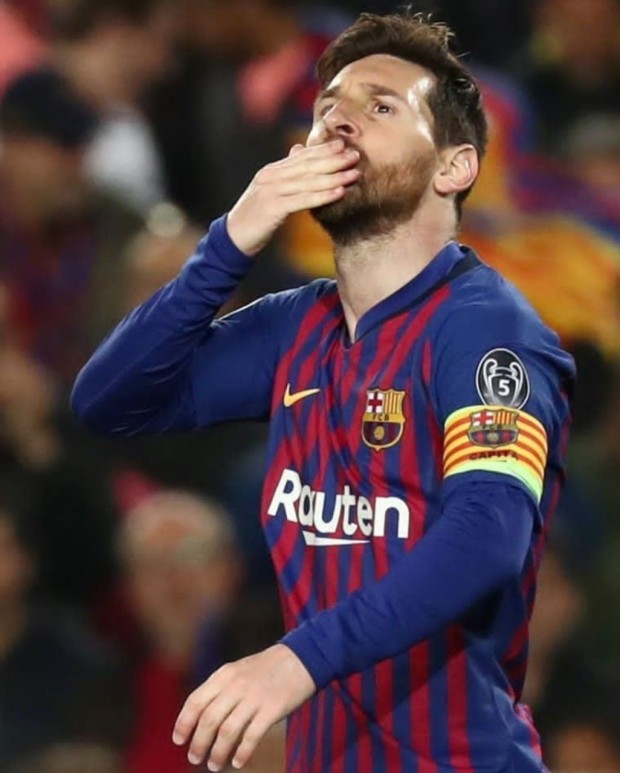 messi barcelona celebration 0025