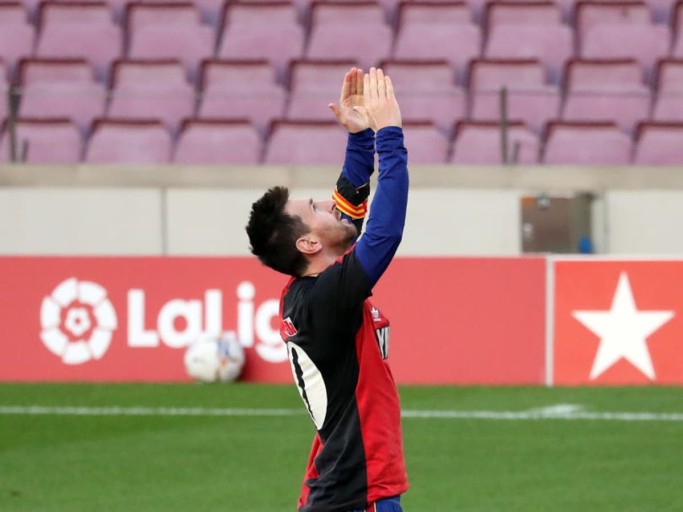 messi barcelona celebration 0048