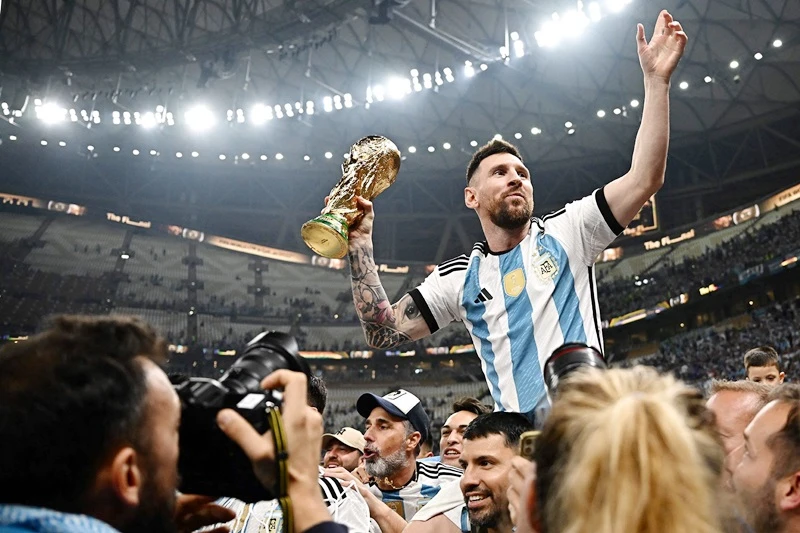 messi dollar 0040