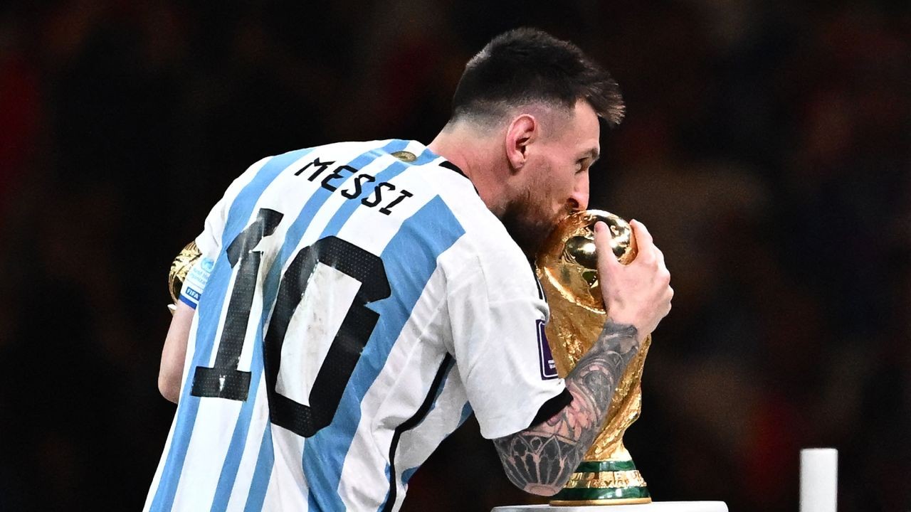 messi dollar 0093