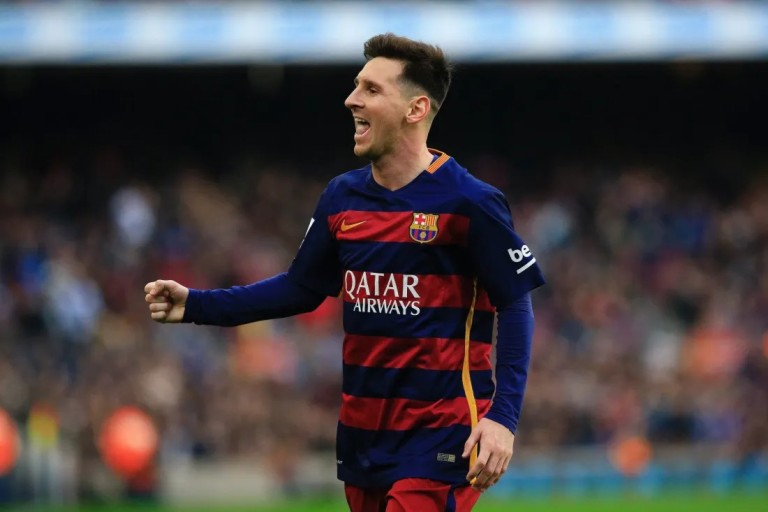 messi free kick argentina 0044