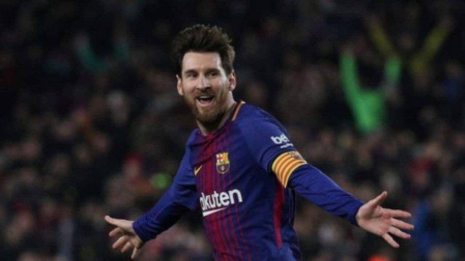 messi free kick argentina 0046