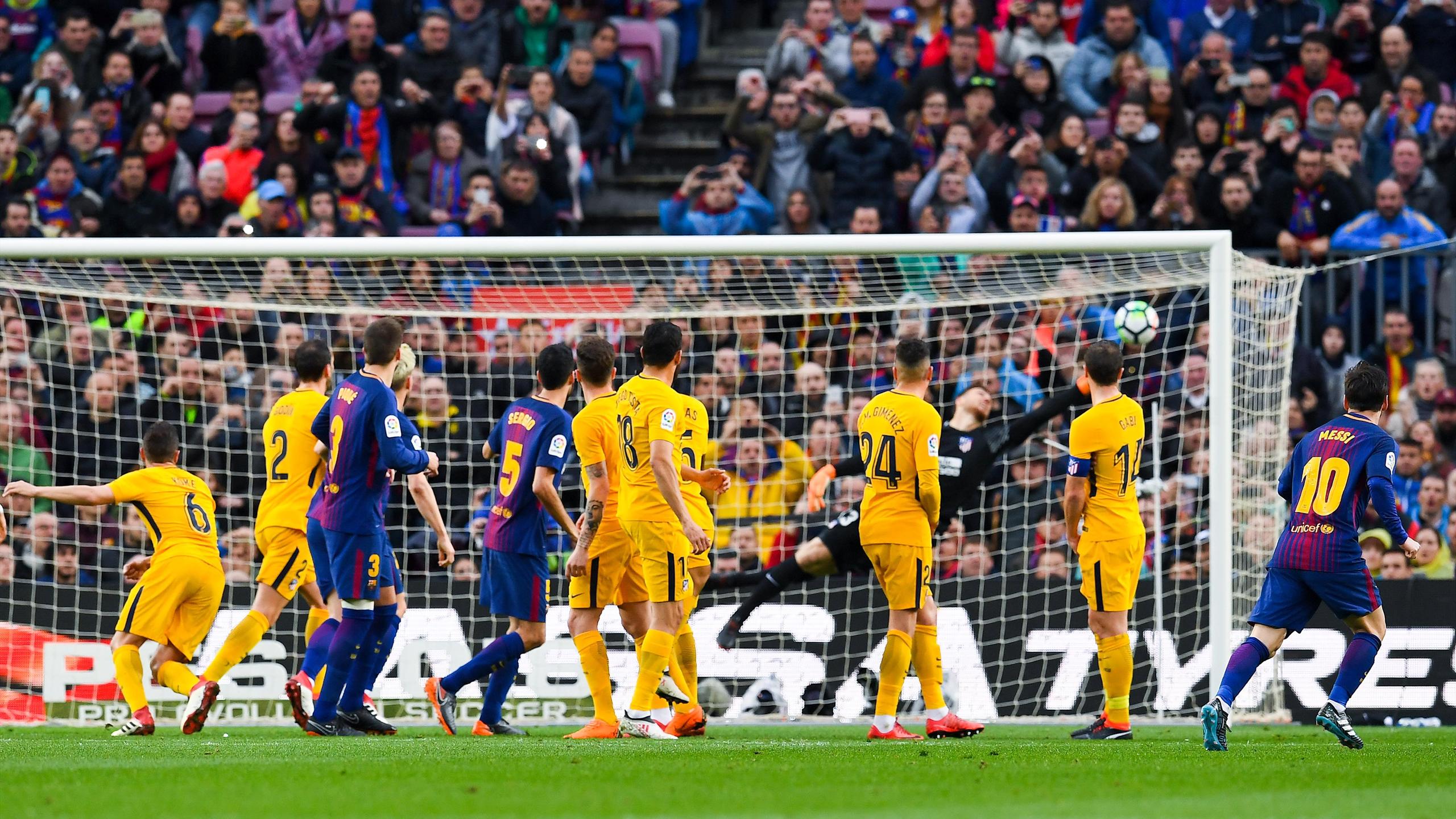 messi free kick wallpaper 0020